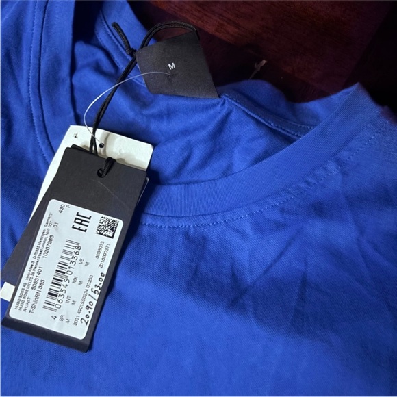NWT Hugo Boss Men's Vibrant Blue Short Sleeve Tee size
Medium - Picture 3 of 7